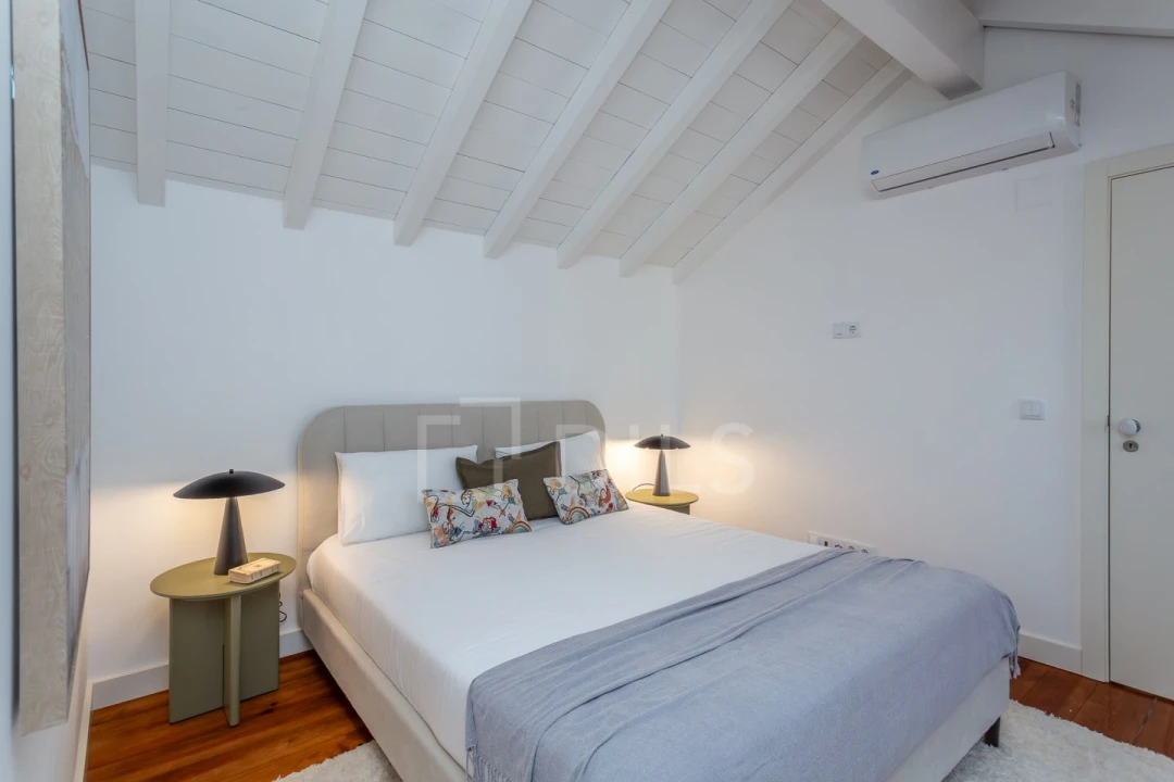 Apartamento T2 para Venda em Alvalade Foto 19