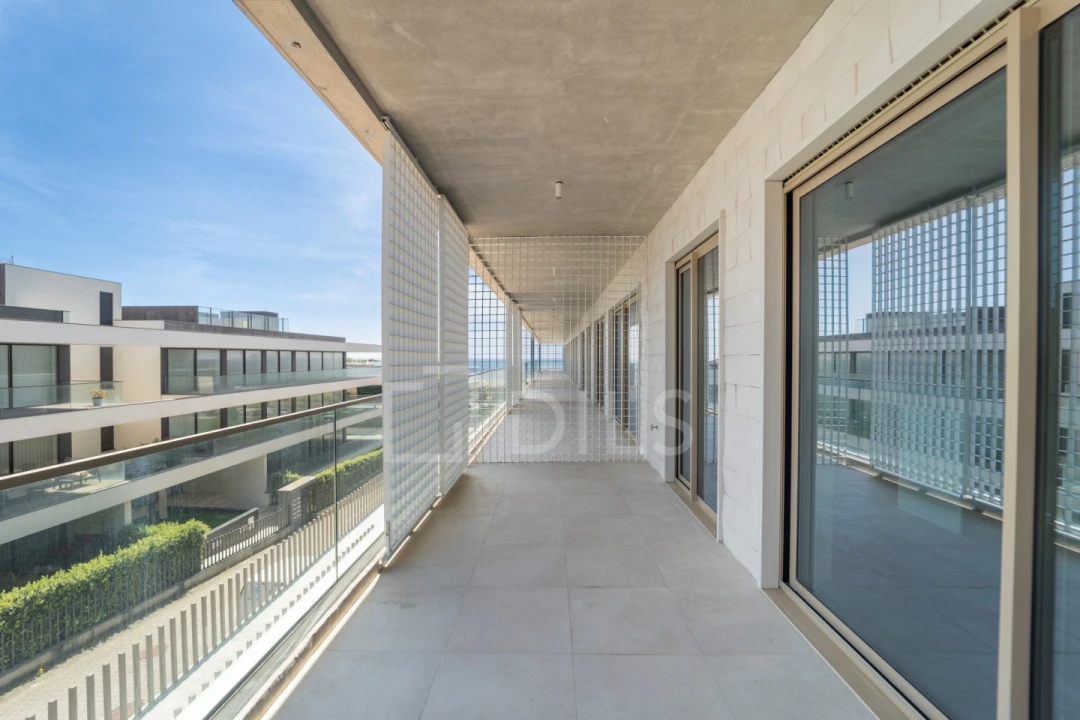 Apartamento T2 para Arrendamento em Canidelo Foto 17