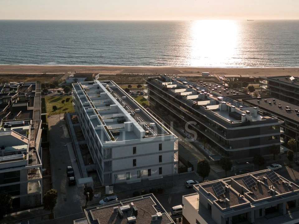 Apartamento T2 para Arrendamento em Canidelo Foto 31