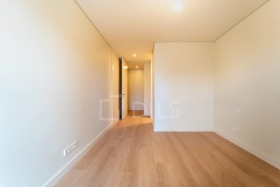 Apartamento T2 para Arrendamento em Canidelo