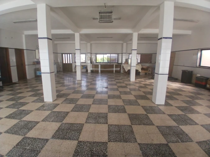 Armazém para Arrendamento em Quinta do Conde Foto 1