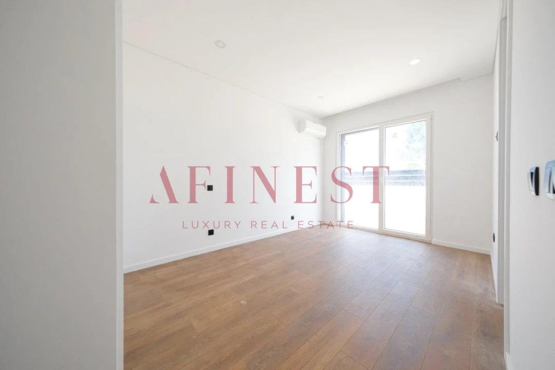 Moradia T3 para Venda em Quinta do Anjo Foto 11