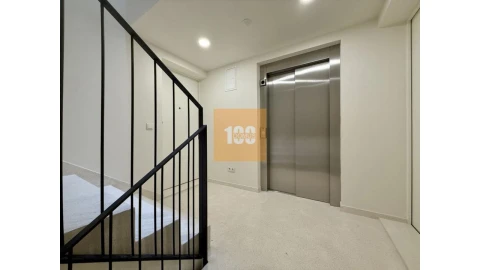 Apartamento T2 para Venda em Cedofeita, Santo Ildefonso, Sé, Miragaia, São Nicolau e Vitória