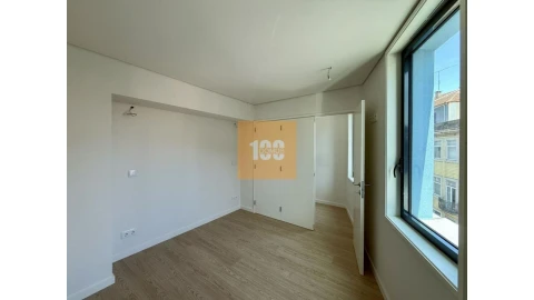 Apartamento T2 para Venda em Cedofeita, Santo Ildefonso, Sé, Miragaia, São Nicolau e Vitória