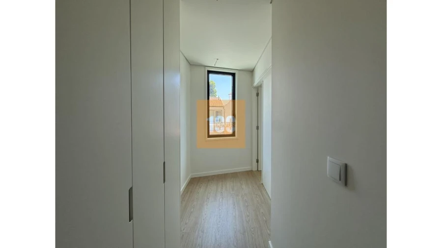 Apartamento T2 para Venda em Cedofeita, Santo Ildefonso, Sé, Miragaia, São Nicolau e Vitória Foto 7