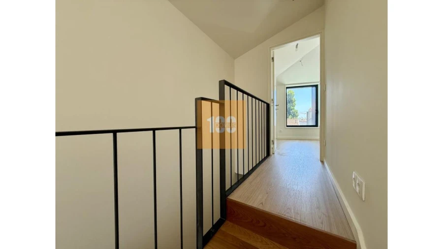 Apartamento T2 para Venda em Cedofeita, Santo Ildefonso, Sé, Miragaia, São Nicolau e Vitória Foto 26