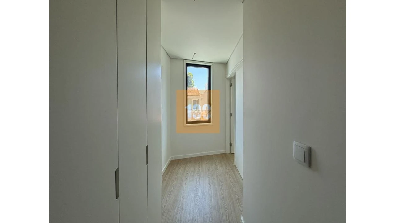 Apartamento T2 para Venda em Cedofeita, Santo Ildefonso, Sé, Miragaia, São Nicolau e Vitória Foto 7