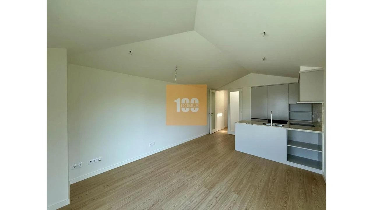 Apartamento T2 para Venda em Cedofeita, Santo Ildefonso, Sé, Miragaia, São Nicolau e Vitória Foto 17
