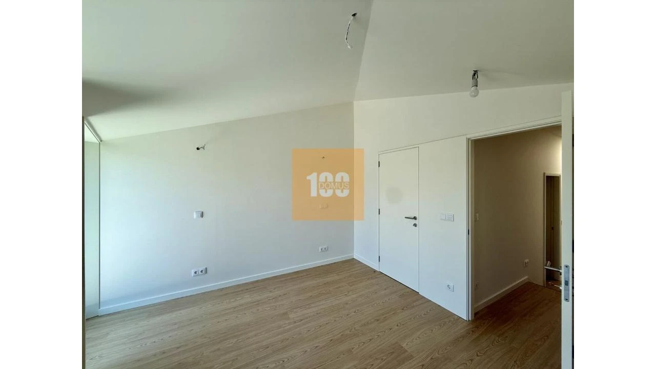 Apartamento T2 para Venda em Cedofeita, Santo Ildefonso, Sé, Miragaia, São Nicolau e Vitória Foto 28