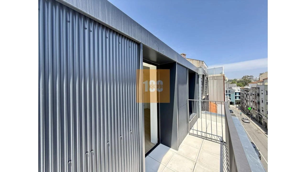 Apartamento T2 para Venda em Cedofeita, Santo Ildefonso, Sé, Miragaia, São Nicolau e Vitória Foto 32
