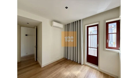 Apartamento T1 para Venda em Cedofeita, Santo Ildefonso, Sé, Miragaia, São Nicolau e Vitória