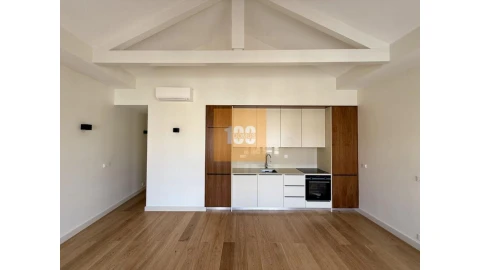 Apartamento T1 para Venda em Cedofeita, Santo Ildefonso, Sé, Miragaia, São Nicolau e Vitória