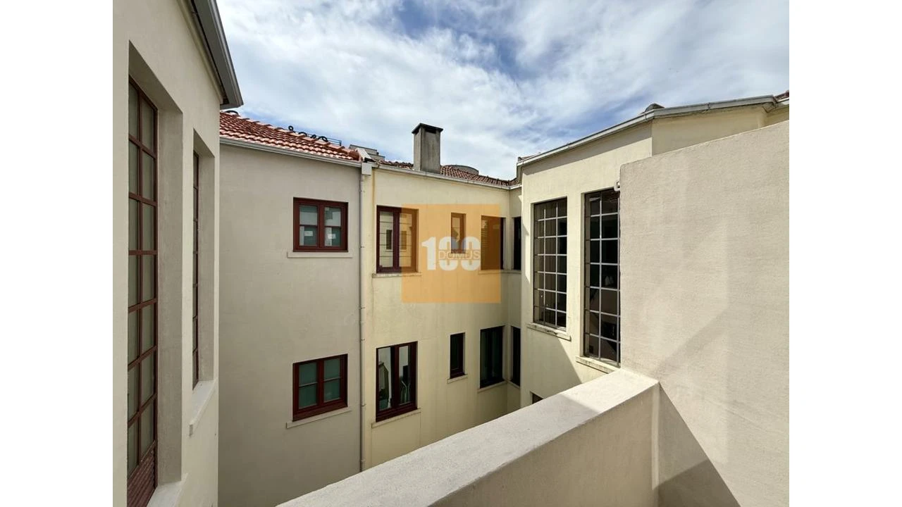 Apartamento T1 para Venda em Cedofeita, Santo Ildefonso, Sé, Miragaia, São Nicolau e Vitória Foto 13
