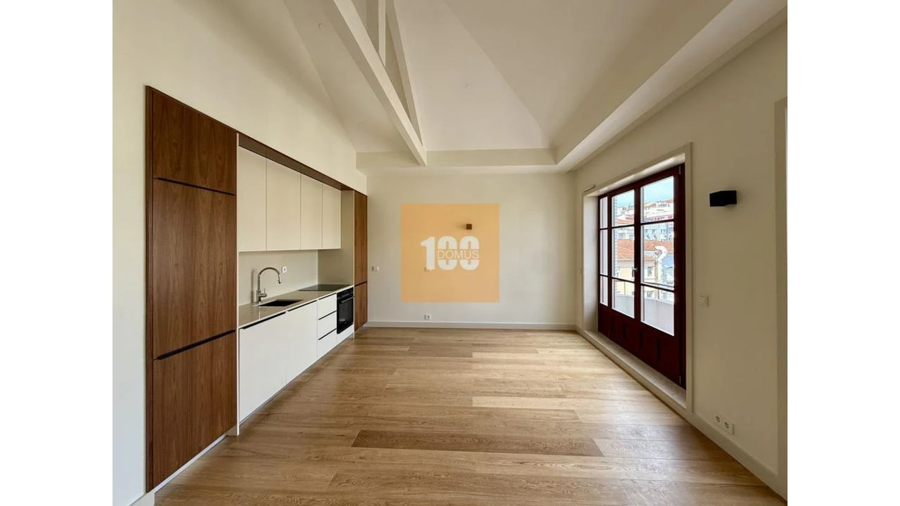 Apartamento T1 para Venda em Cedofeita, Santo Ildefonso, Sé, Miragaia, São Nicolau e Vitória Foto 1