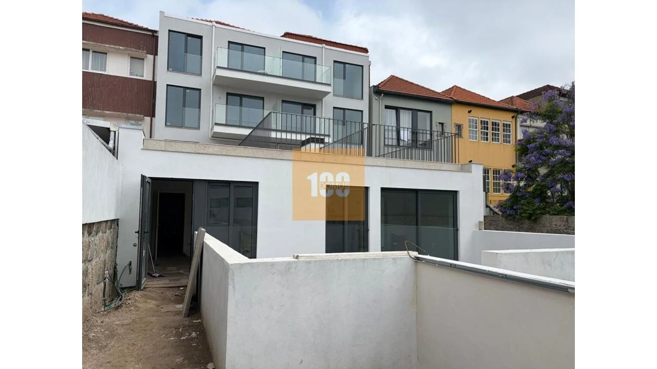 Apartamento para Venda em Lordelo do Ouro e Massarelos Foto 23