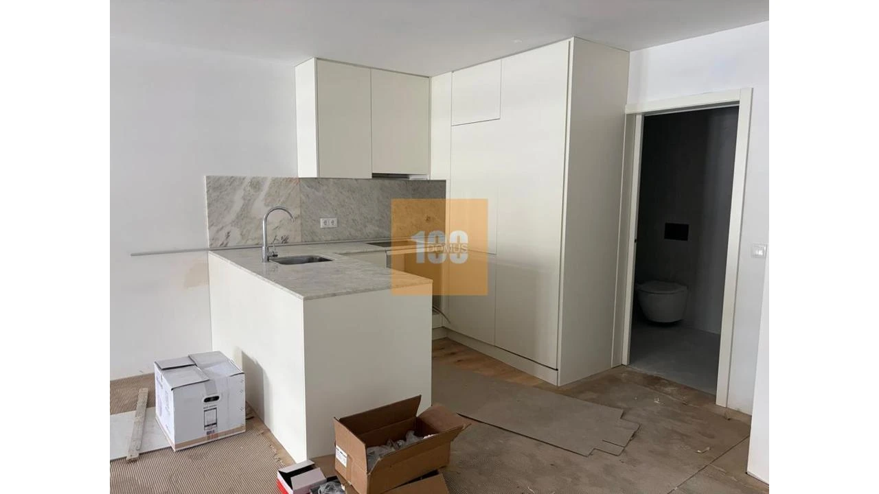 Apartamento para Venda em Lordelo do Ouro e Massarelos Foto 17