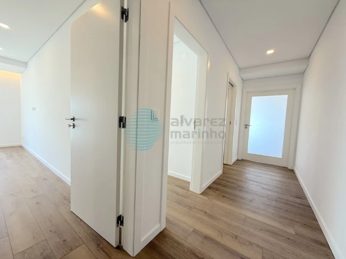 Apartamento T2 para Venda em Ericeira Foto 3