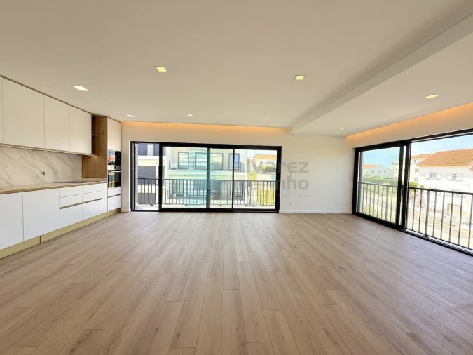 Apartamento T2 para Venda em Ericeira Foto 2