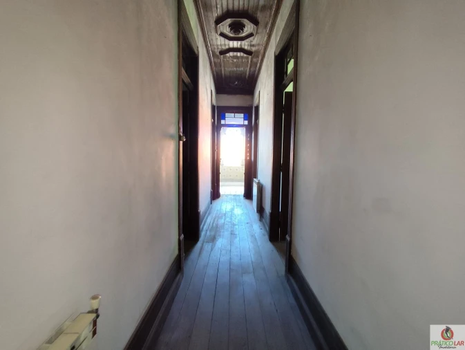 Moradia T6 para Venda em Aguada de Cima Foto 16