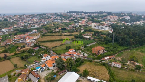 Quinta T6 para Venda em São João da Madeira