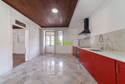 Quinta T6 para Venda em São João da Madeira