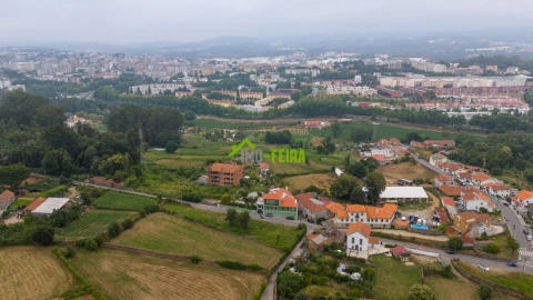 Quinta T6 para Venda em São João da Madeira