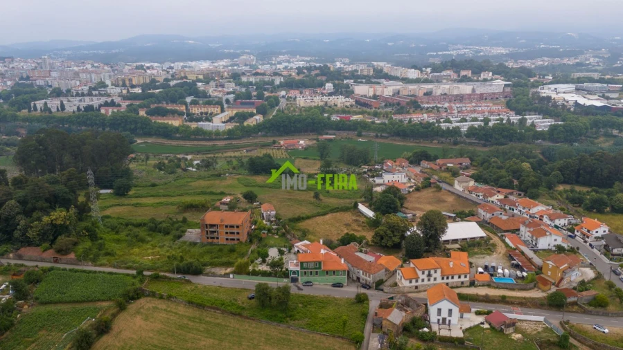 Quinta T6 para Venda em São João da Madeira Foto 57