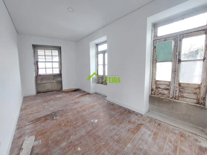 Quinta T6 para Venda em São João da Madeira Foto 58