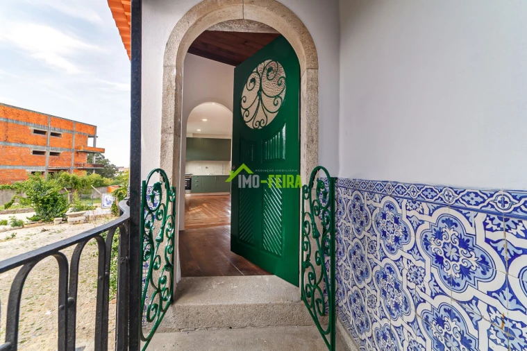 Quinta T6 para Venda em São João da Madeira Foto 4
