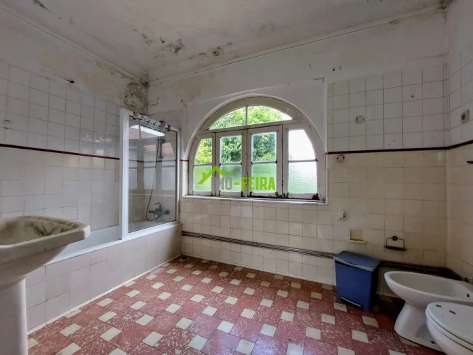 Quinta T6 para Venda em São João da Madeira Foto 38