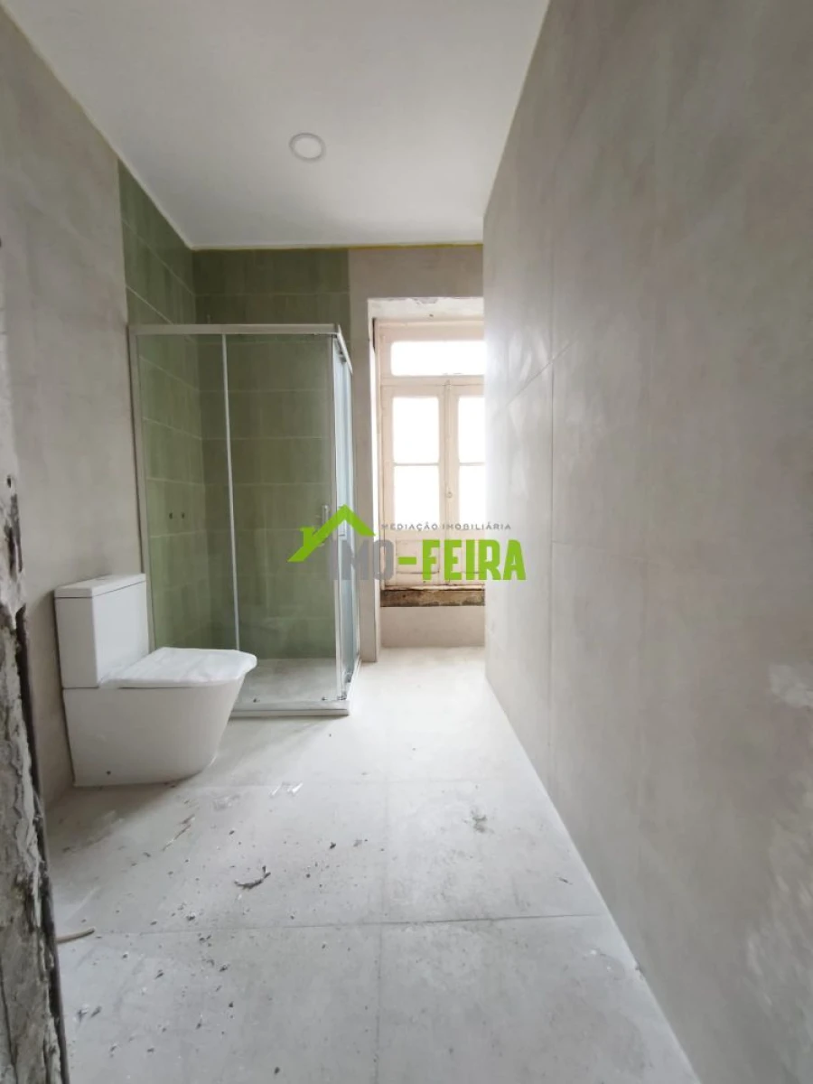 Quinta T6 para Venda em São João da Madeira Foto 47