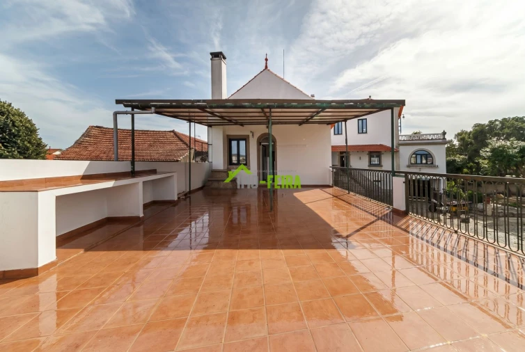 Quinta T6 para Venda em São João da Madeira Foto 6