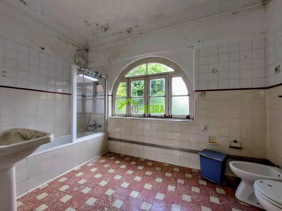 Quinta T6 para Venda em São João da Madeira Foto 38