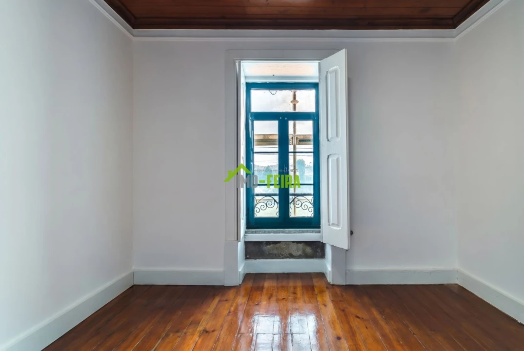 Quinta T6 para Venda em São João da Madeira Foto 34
