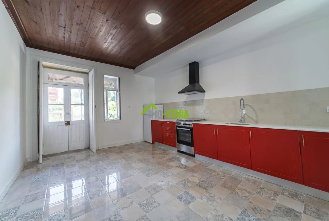 Quinta T6 para Venda em São João da Madeira Foto 48
