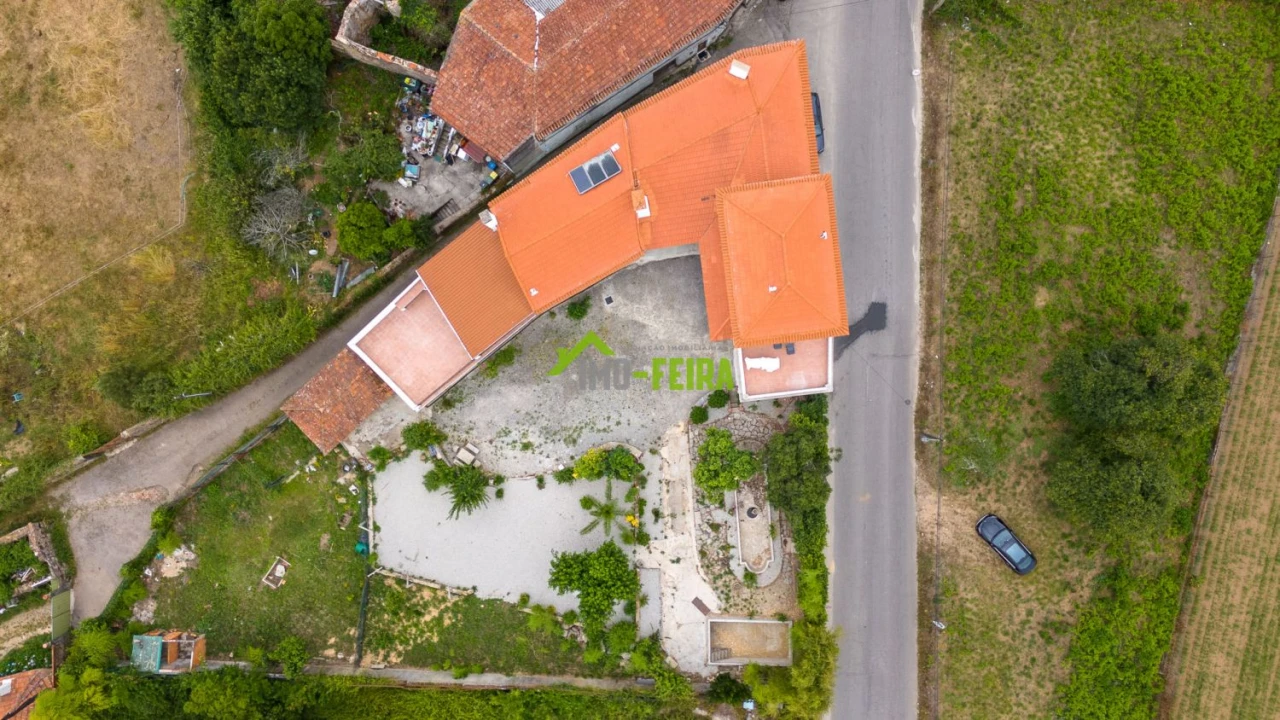 Quinta T6 para Venda em São João da Madeira Foto 40