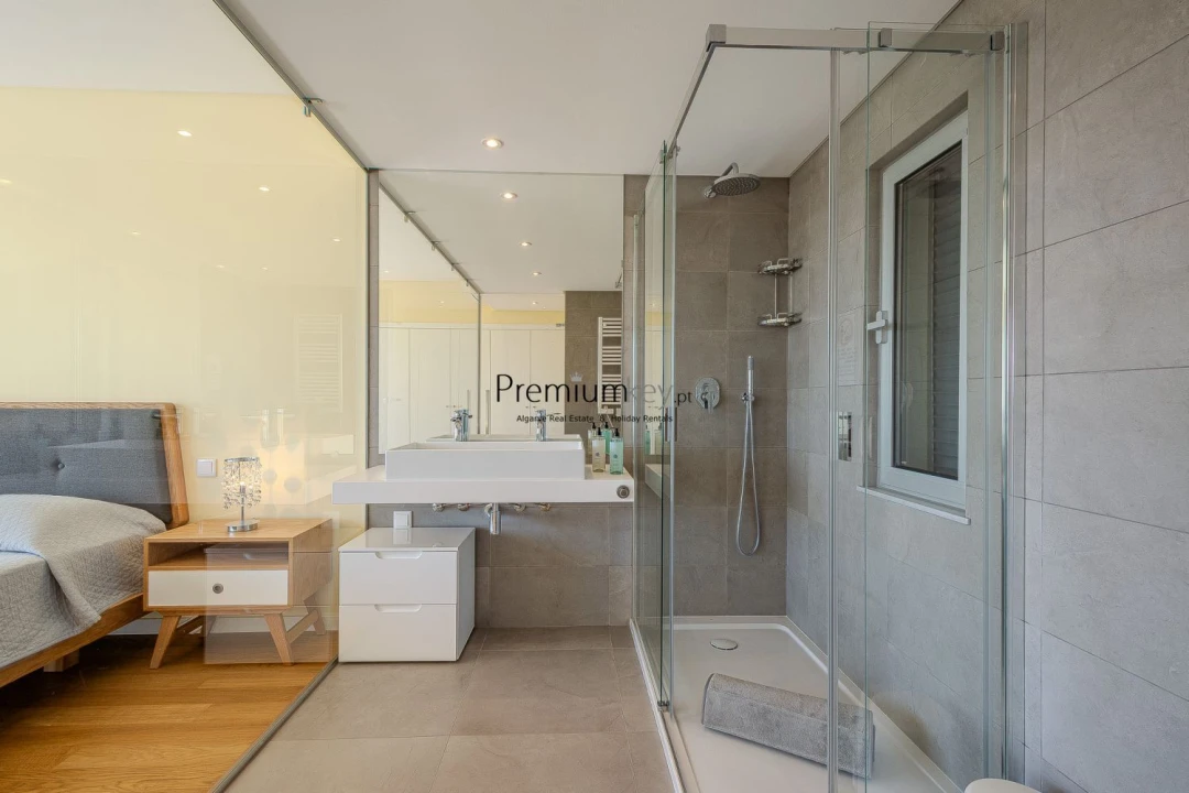 Moradia T3 para Venda em Albufeira e Olhos de Água Foto 37