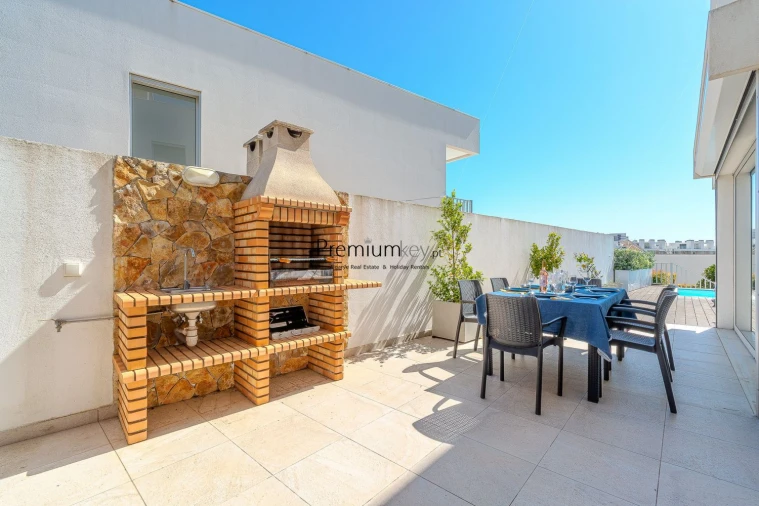 Moradia T3 para Venda em Albufeira e Olhos de Água Foto 7