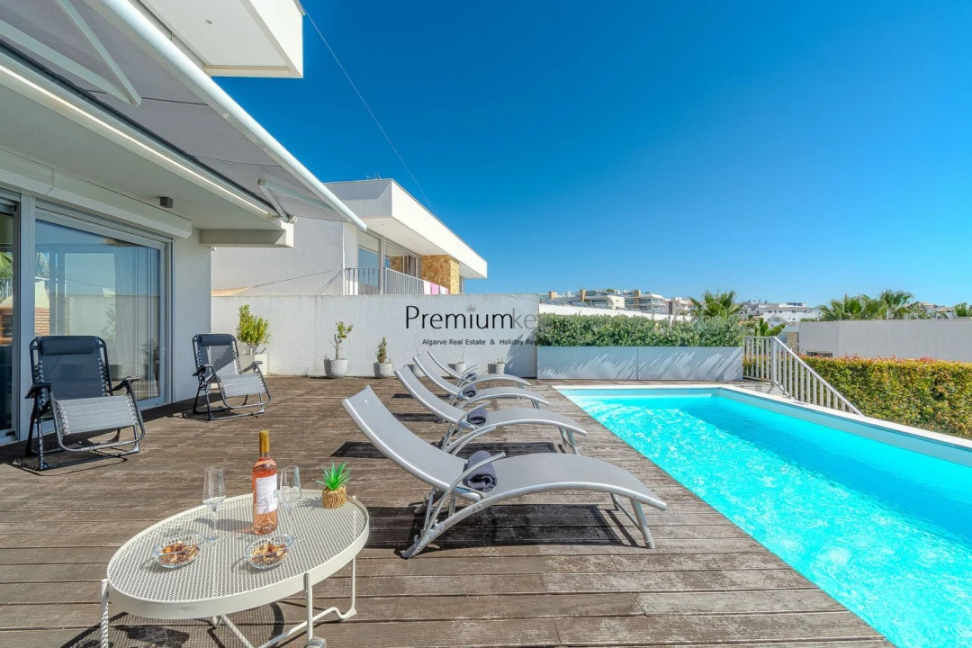 Moradia T3 para Venda em Albufeira e Olhos de Água Foto 3