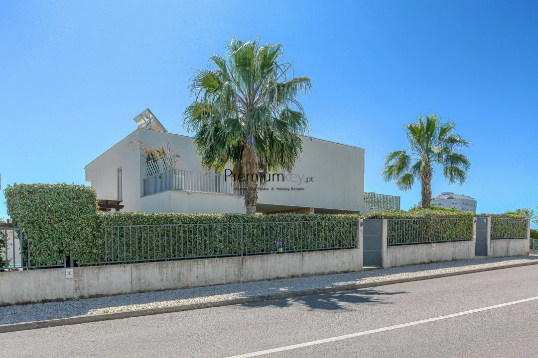 Moradia T3 para Venda em Albufeira e Olhos de Água Foto 48