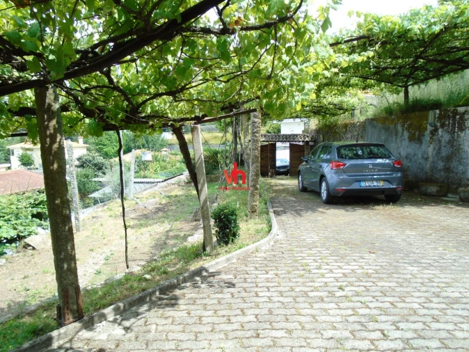 Terreno para Venda em Castêlo da Maia Foto 28