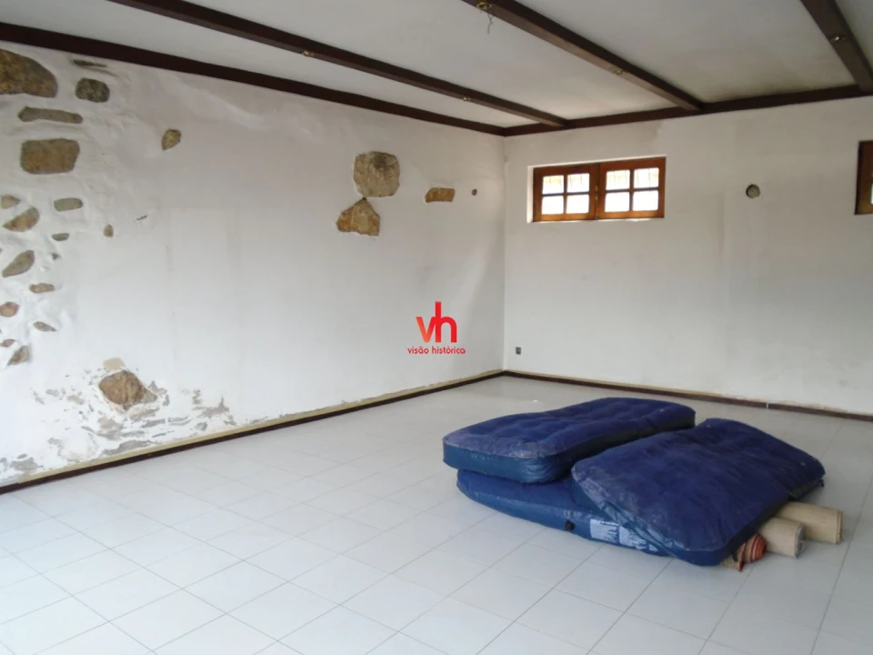 Terreno para Venda em Castêlo da Maia Foto 14