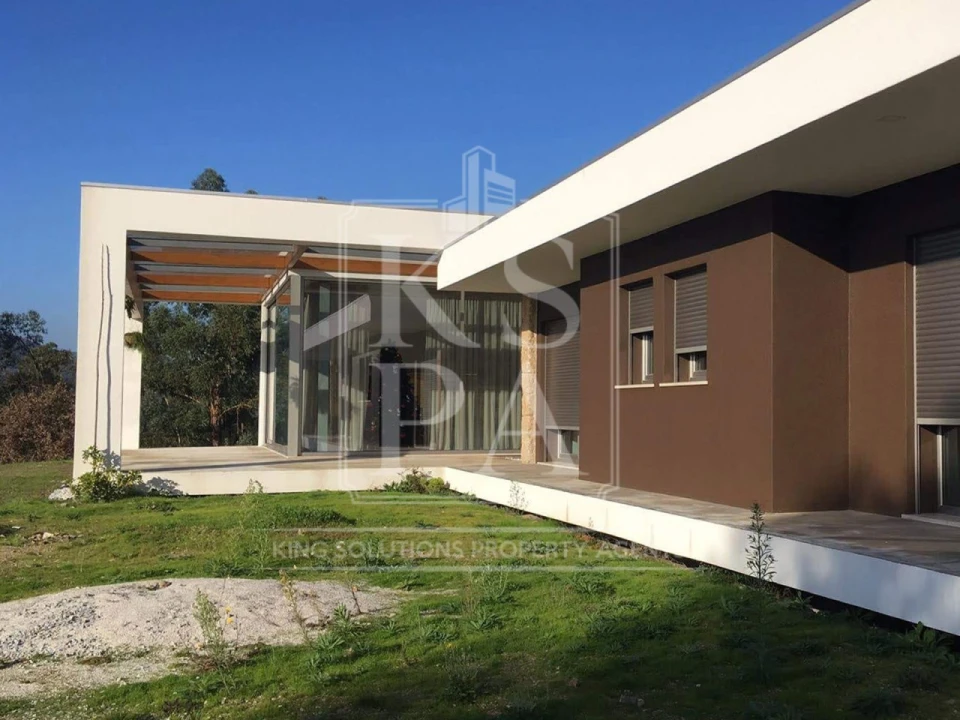 Moradia T3 para Venda em Mondim de Basto Foto 4