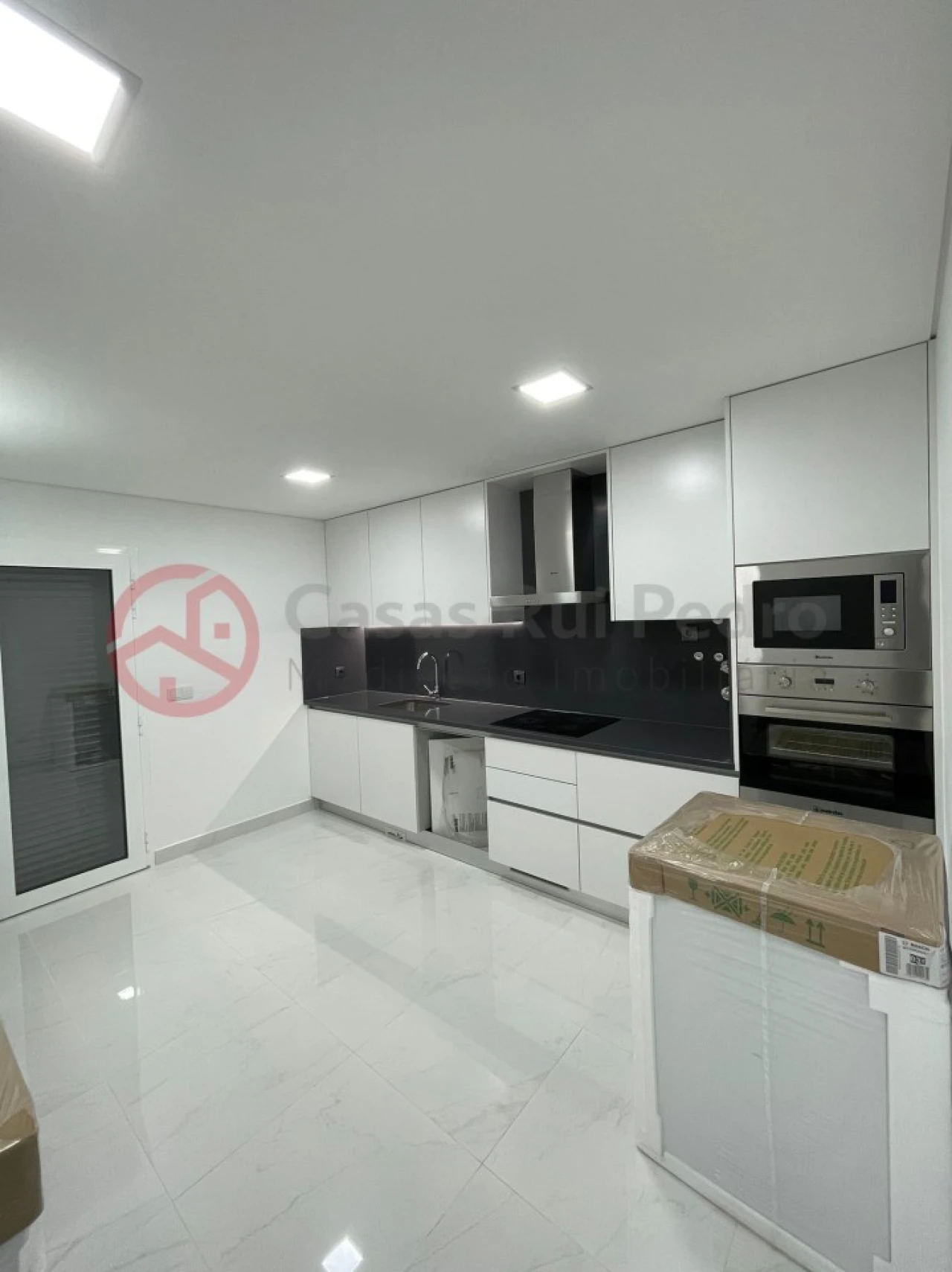 Moradia T3 para Venda em Corroios Foto 3