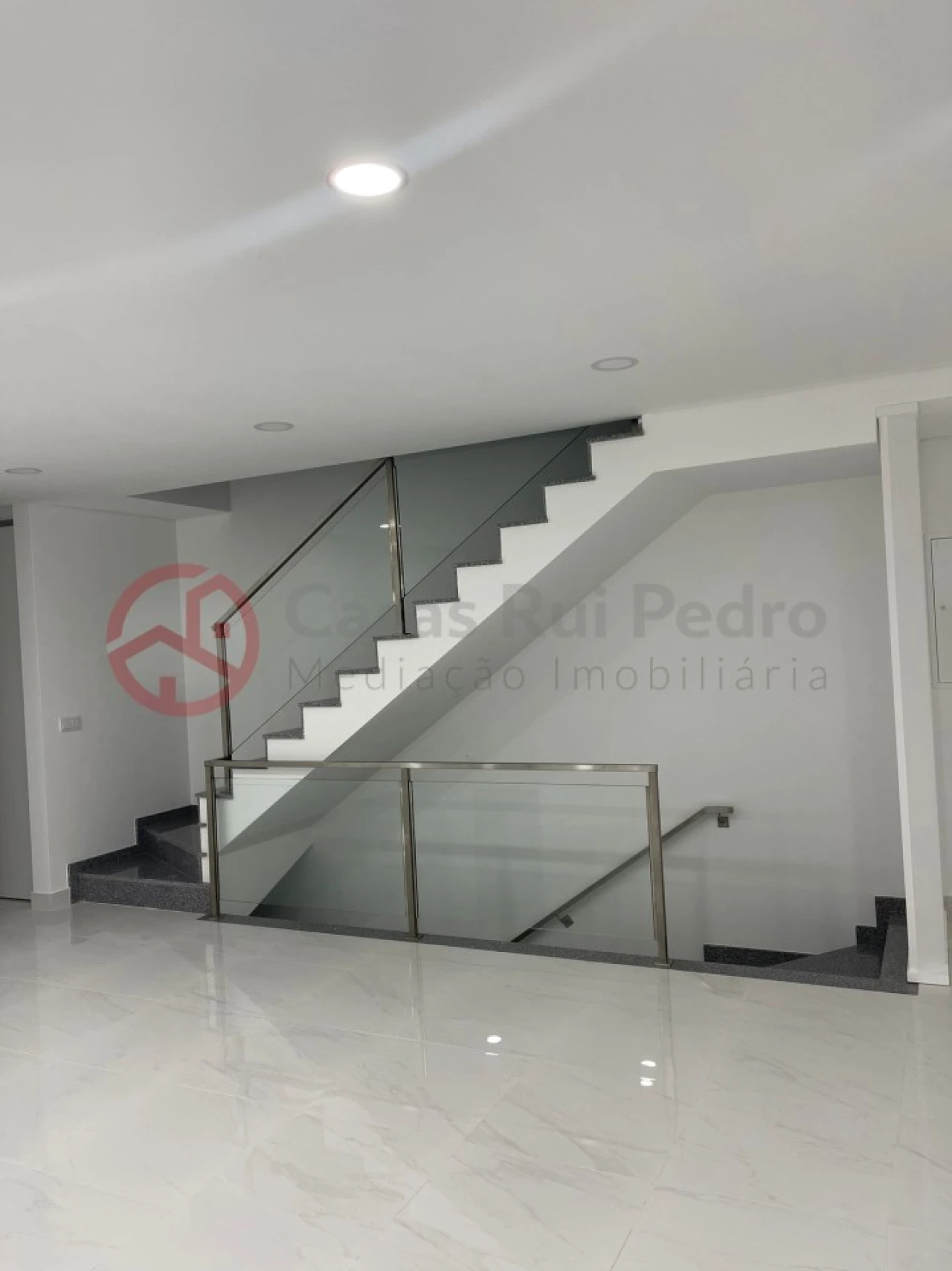 Moradia T3 para Venda em Corroios Foto 12