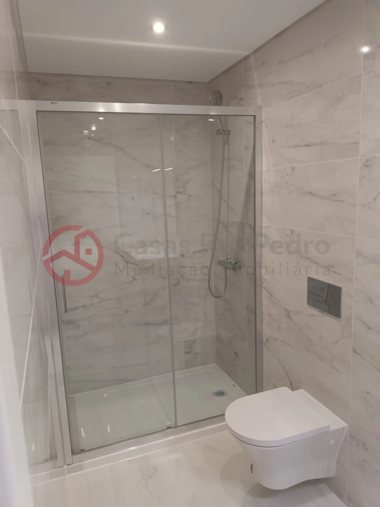 Moradia T3 para Venda em Corroios Foto 17