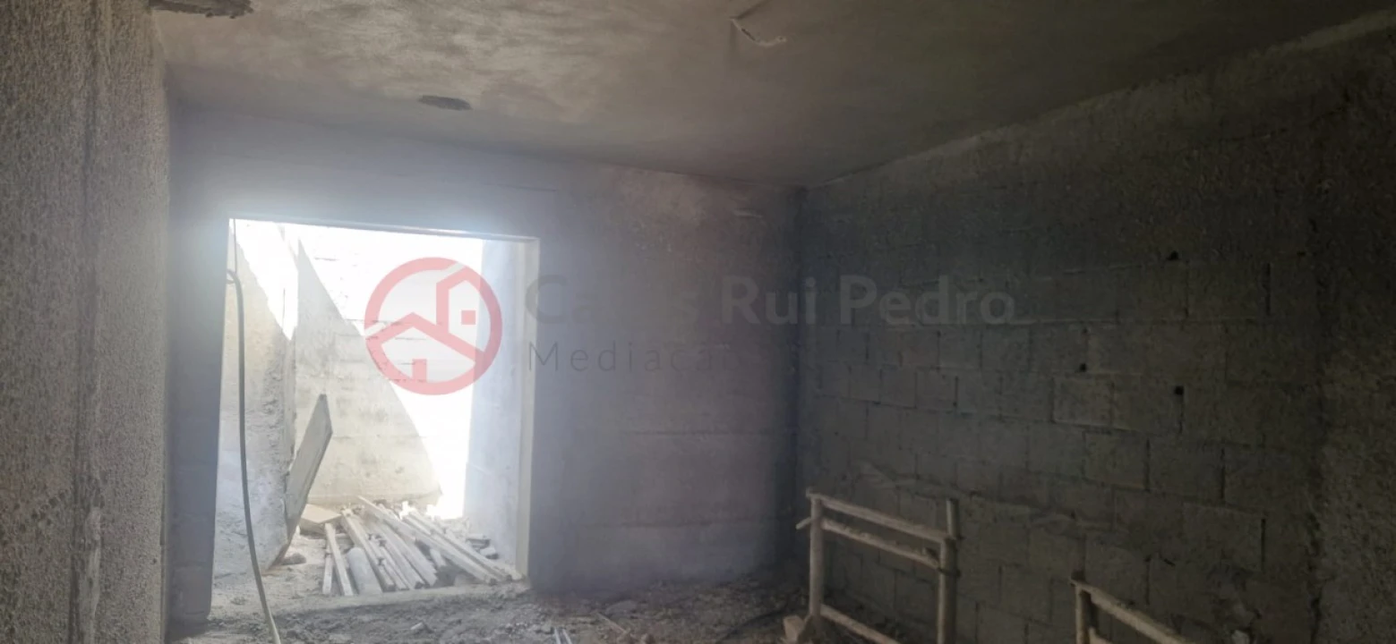 Moradia T3 para Venda em Corroios Foto 18