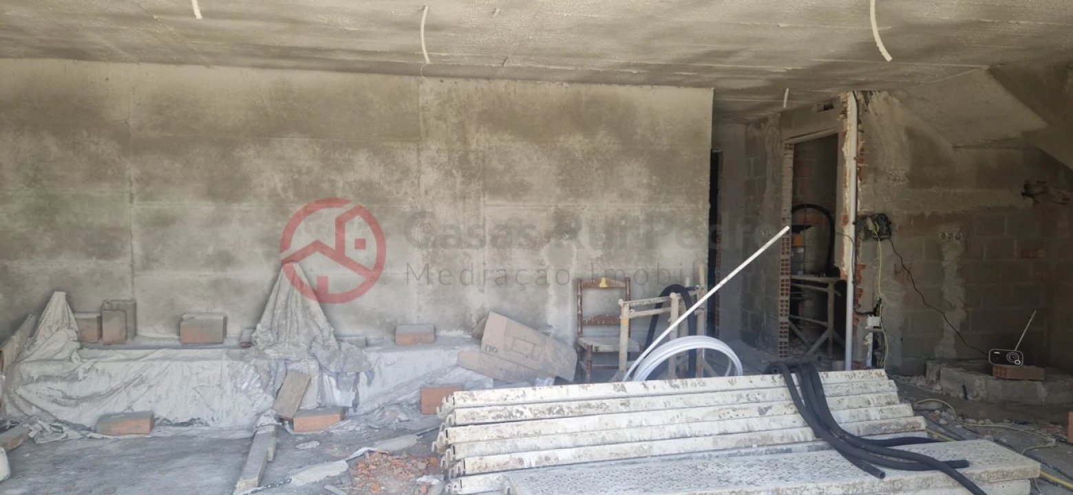 Moradia T3 para Venda em Corroios Foto 21