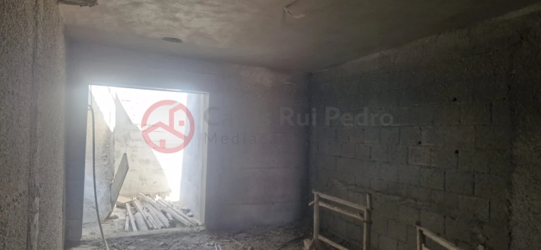 Moradia T3 para Venda em Corroios Foto 18