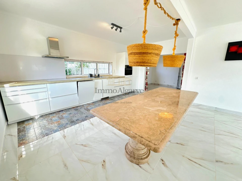 Moradia T5 para Venda em Ferreiras Foto 24